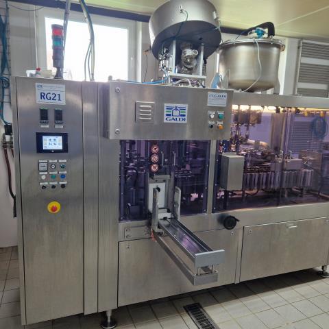 Galdi RG21 Giebdeldach Karton Abfüllanlage mit Verschluß Applikator